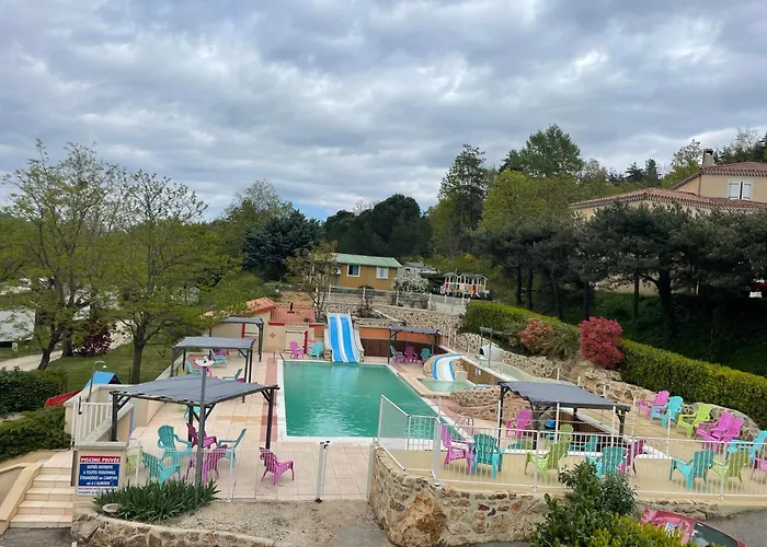 Domaine Les Roches 캠프장 4*
