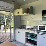 Camping Les Roches Campsite Le Crestet