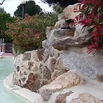 Camping Les Roches Campsite 4*