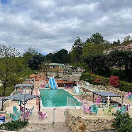 Domaine Camping Les Roches キャンプ場