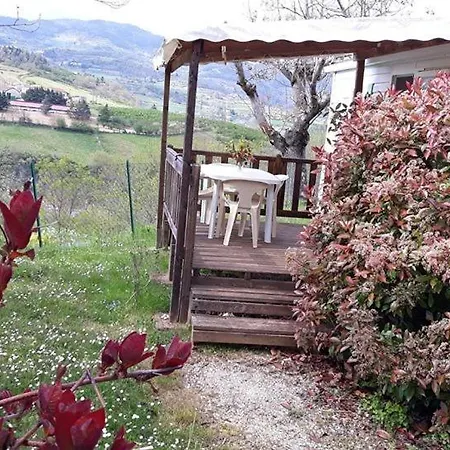 キャンプ場 Domaine Camping Les Roches Le Crestet
